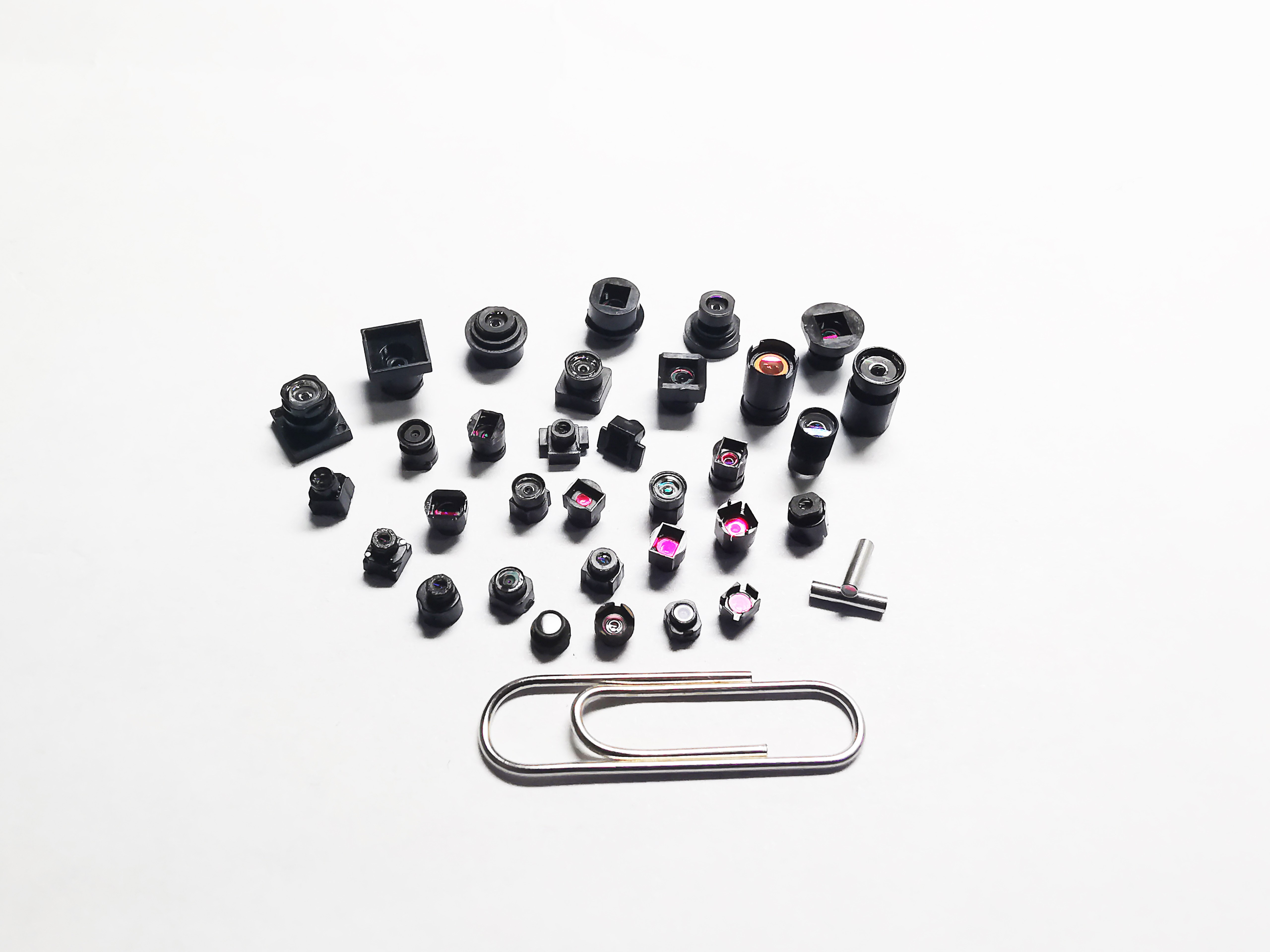 Čočky pro lékařské endoskopy: Umění vyvážení miniaturizace a vysokého rozlišení